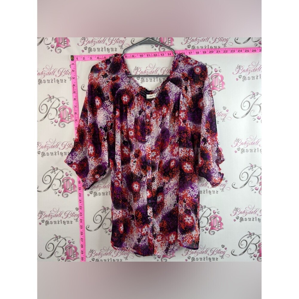 Laura blouse floral flowers Purple & Red Floral Button-Front Women's Blouse
